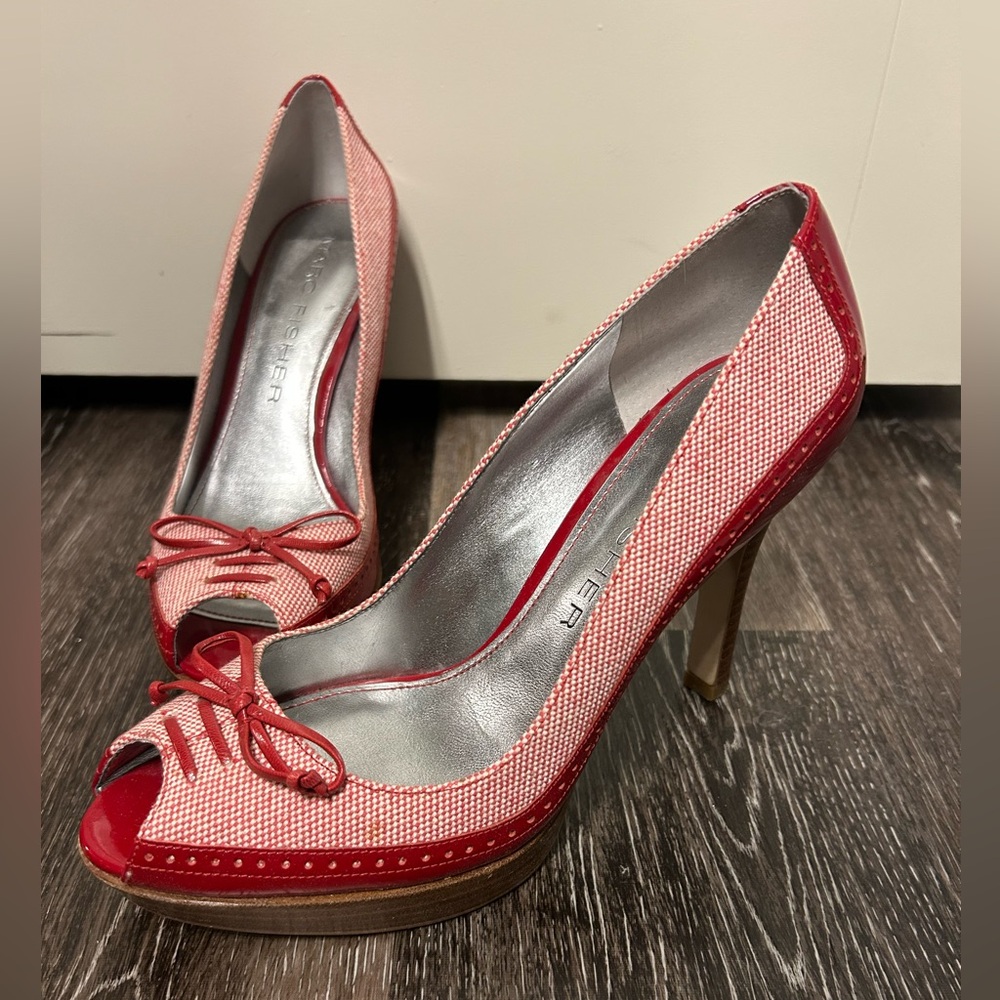 Marc Fischer 7.5 Red Peep Toe Heels